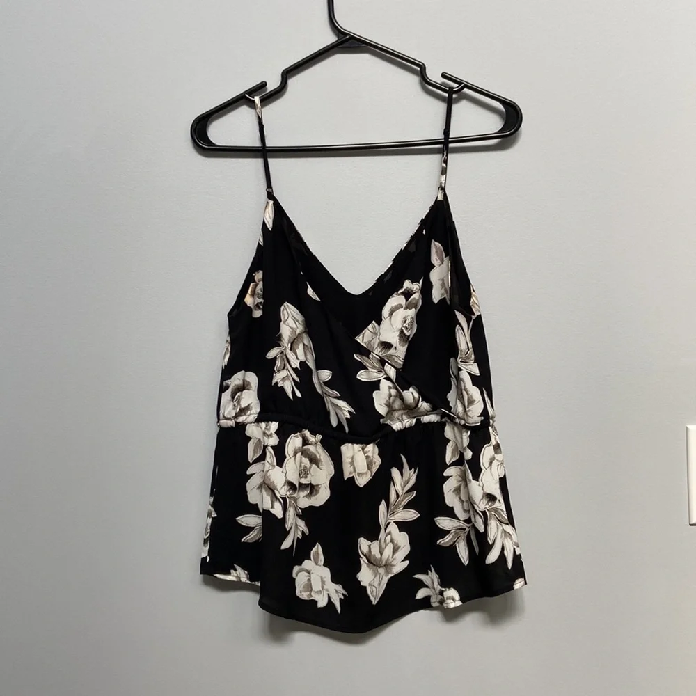 ❗️SOLD❗️Bababton Warren Front Tie Camisole - Picture 3 of 6